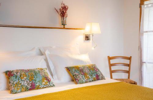 Chalonnes-sur-Loire Bed & Breakfast | Family-Friendly Retreat at Les Balcons sur la Loire