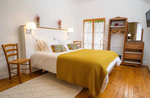 Chalonnes-sur-Loire Bed & Breakfast | Family-Friendly Retreat at Les Balcons sur la Loire