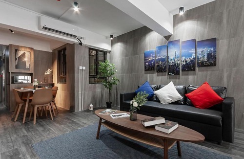 Tsim Sha Tsui Apartment | Discover Les Barons: Family-Friendly and Accessible Stays