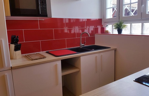 Geaune Apartment | Relaxing Stay at Les Bastides Eugénie - Family-Friendly Cottage