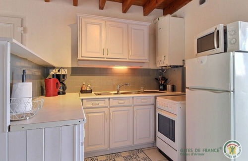 Saint-Quay-Perros House | Les Bleuets - ST Quay Perros