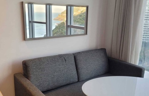 Sao Conrado Apartment | Less than 100 meters from the sea! Luxury suite located at the Nacional-RJ hotel