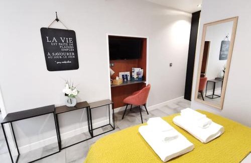 Ay Apartment | Guest Rated 9.5: Family-Friendly Les Bulles d'Ay Studio