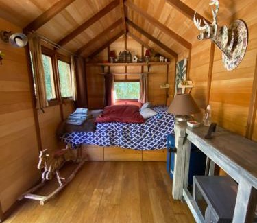Saumane-de-Vaucluse House | Oceanfront Bliss at Les Cabanes de Vallis Clausa