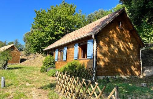 Roquedur Ski Chalet | Experience Les Cabannes Cévenoles with Oceanfront Views