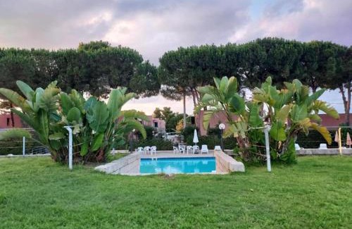 Costa Saracena-Castelluccio Apartment | Discover Les Calanques Audeandeb: Pet-Friendly Escape
