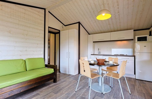 Sollies-Toucas Ski Chalet | Les Canonniers - Chalet avec Piscine