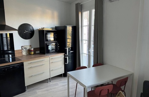 Aubenas Apartment | Les Capucines Like at home, far from home!