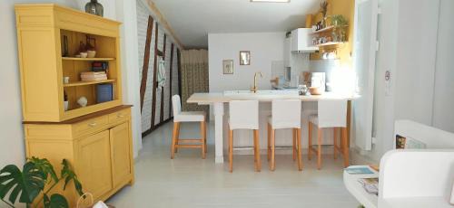 La Reole House | Discover Les Chacobins: Pet-Friendly Stay with Restaurant