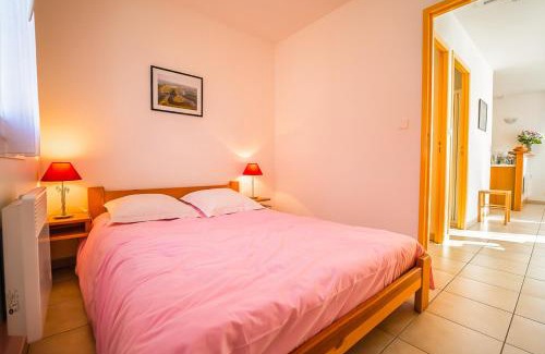 Chauchailles House | Pet-Friendly Retreat at Les Chalets de la Vallée du Bés