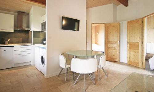 Montrejeau Ski Chalet | Experience Les Chalets Montréjeau: Family-Friendly Retreat