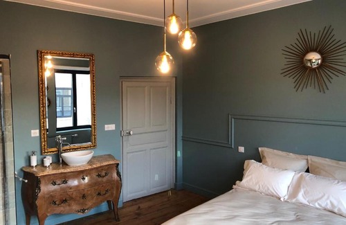 Bergues House | Discover Bergues: Family-Friendly Rooms in the Heart of Town
