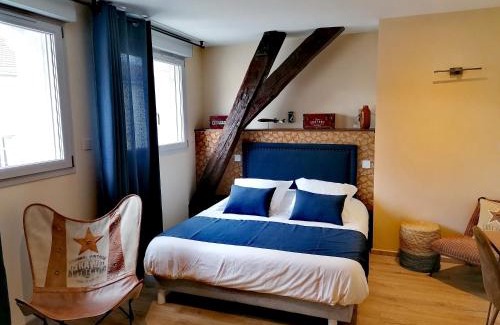 Saint-Jean-de-Losne Bed & Breakfast | Inviting Les Chambres de la Cotinière by Saône River