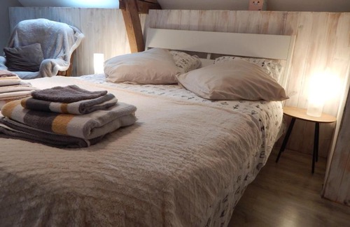 Saint-Paterne-Racan Bed & Breakfast | Explore Comfort at Les Chambres de l'Escotais