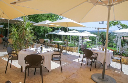 Opio Bed & Breakfast | Relax at Les chambres d'hôtes de L'Oliveraie