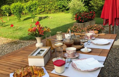 Montesquieu Bed & Breakfast | Top-Rated Stay at Les Chambres de Filou with Pool & Breakfast