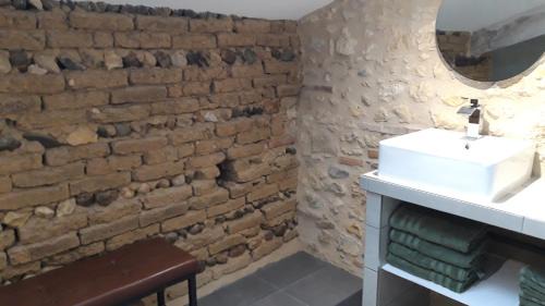 Saint-Loup Bed & Breakfast | Discover Les Chambres de Lili: 9.6/10 & Pet Friendly Oasis