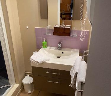 Rougemont Bed & Breakfast | Family-Friendly Stay at LES CHAMBRES DE ROUGEMONT