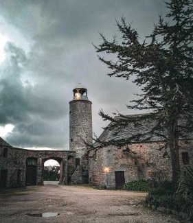 Le Rozel Bed & Breakfast | Relax at Les Chambres du Château du Rozel with Ocean Views