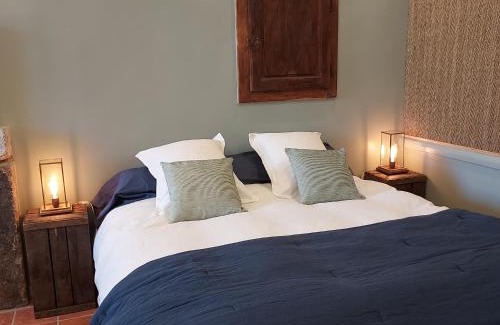 Le Rozel Bed & Breakfast | Relax at Les Chambres du Château du Rozel with Ocean Views