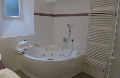 Langres Bed & Breakfast | Experience Les Chambres du Chapitre: Guest Rated 9.8/10