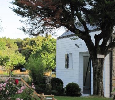 La Trinite-sur-Mer Bed & Breakfast | Experience Les Chambres du Keriolet with Stunning Ocean Views