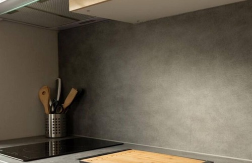 Conches-sur-Gondoire House | Inviting Les Chambres D'aline: Family-Friendly with Breakfast