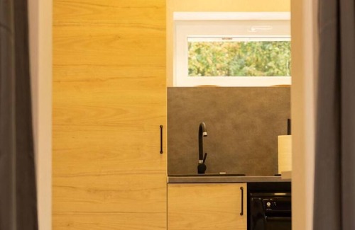 Conches-sur-Gondoire House | Inviting Les Chambres D'aline: Family-Friendly with Breakfast