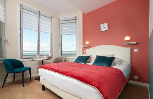 La Turballe Hotel | Oceanfront Retreat: Les Chants d'Ailes with Breakfast & Views