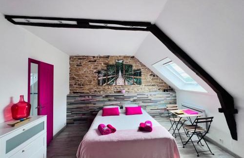 Tredion House | Oceanfront Retreat at Les Chtis Bretons with Pool Access