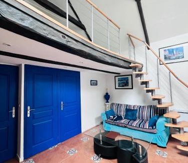 Tredion House | Oceanfront Retreat at Les Chtis Bretons with Pool Access