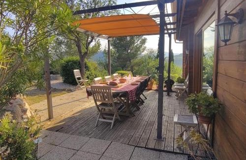 Portel-des-Corbieres Villa | Les cigales magnifique maison en bois avec piscine
