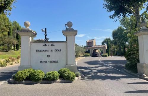Pont Royal Bed & Breakfast | Discover Oceanfront Bliss at Les Cistes - Rated 9.5/10!