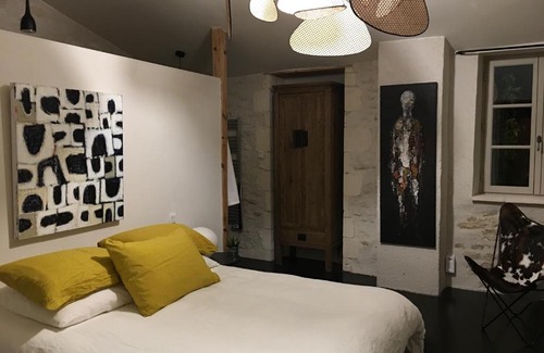 Ars-en-Re House | Experience Elegance at Les Clés d'Ars - 4 Star, Guest Rated 10/10