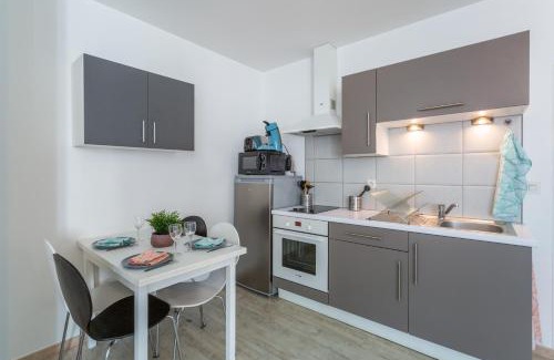 Vitre Apartment | Pet-Friendly Retreat at Les Claviers - Family Friendly Stay