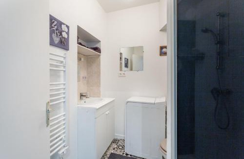 Vitre Apartment | Pet-Friendly Retreat at Les Claviers - Family Friendly Stay