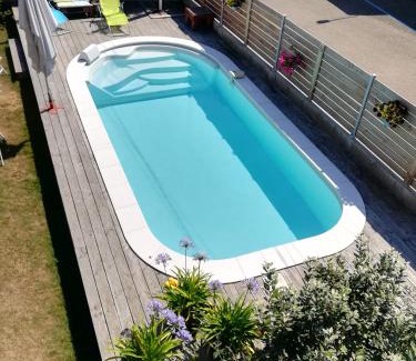 Breuschwickersheim Apartment | Discover Les coeurs de Cachemire: Oceanfront Bliss Awaits