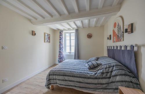 Arromanches-les-Bains House | Escape to Les Colibris: 4-Star Family & Pet-Friendly Stay