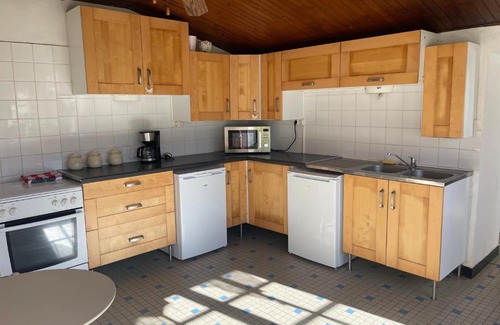Duil-sur-le-Mignon House | Discover Les Constellations: Perfect for Celebrations & Getaways