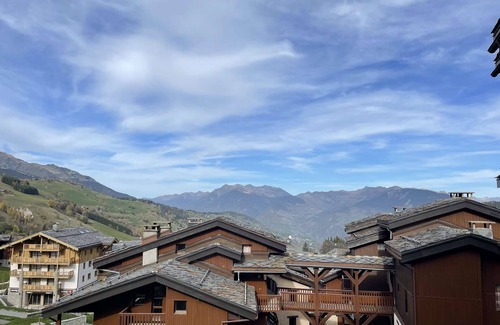 Les Avanchers-Valmorel Apartment | Idyllic Les Côtes 15 - Mountain View Apartment for Families