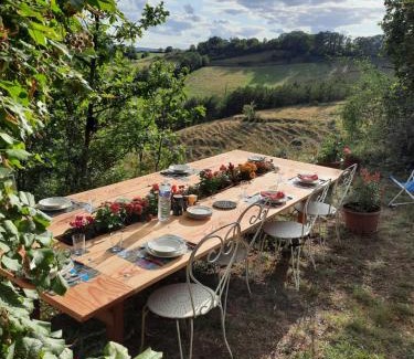 Saint-Laurent-les-Tours House | Charming Les Coteaux de Planèze: Oceanfront Retreat Awaits