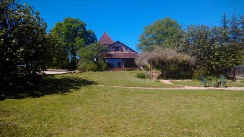 Sainte-Alvere House | Oceanfront Retreat at Les Coustilles with Pool Access