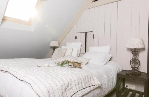Pace Bed & Breakfast | Relax at Les Demeures de Marie with Spa and Hot Tub Access