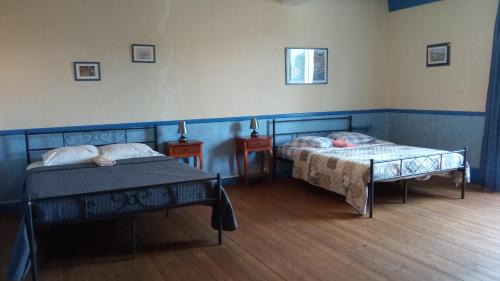 Anchenoncourt-et-Chazel House | Beachfront Bliss at Les deux Licornes: Rated 8.9/10