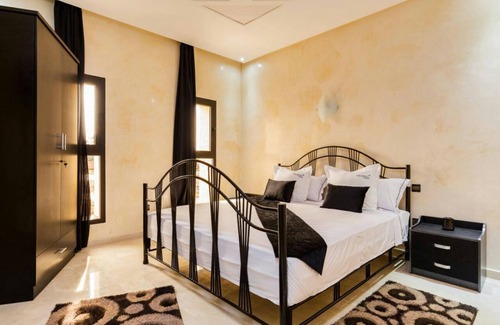 Assouel House | Les Deux Palmiers: Perfect Spot to Celebrate in Marrakech