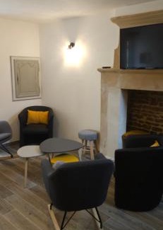 Saint-Regnobert-de-la-Cote-de-Nacre House | Cozy Retreat at les deux pieds sous la couette - 8.9/10