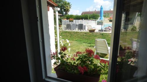 Les Touches-de-Perigny Apartment | Pet-Friendly Retreat at Les Deux Riviéres with Ocean Views