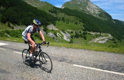 Biert Hotel | Inviting Les Deux Vélos: Dining & Breakfast Included