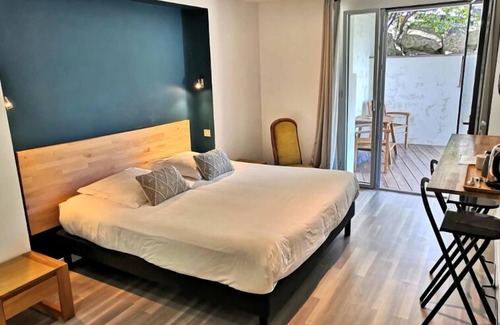 Ciboure Hotel | Les Digues Vauban