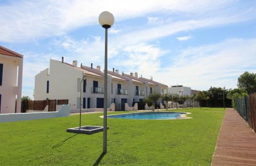 Mas Pinell House | Family-Friendly Les Dunes 6060 with Pool Access